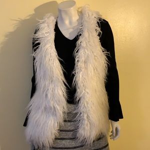 Kendall and Kylie faux fur vest